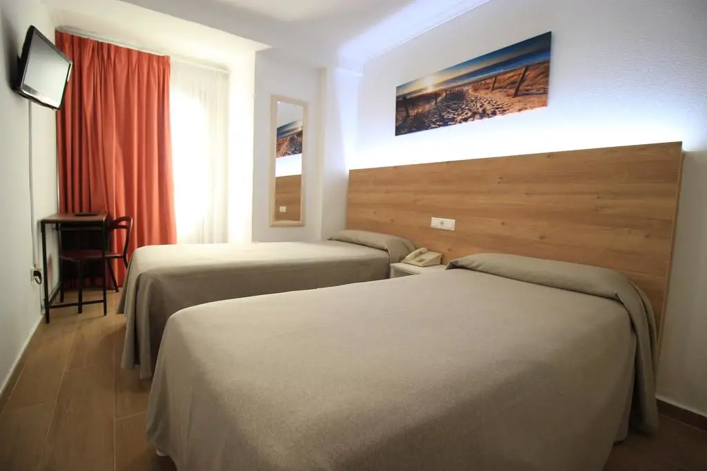Hostal Pensimar near alicante airport